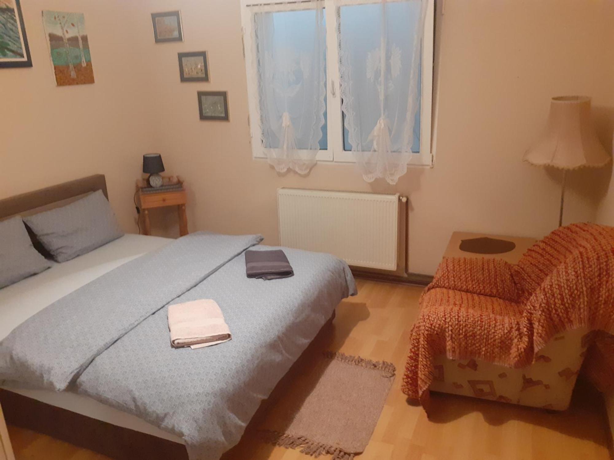 Mega Apartment Subotica Oda fotoğraf